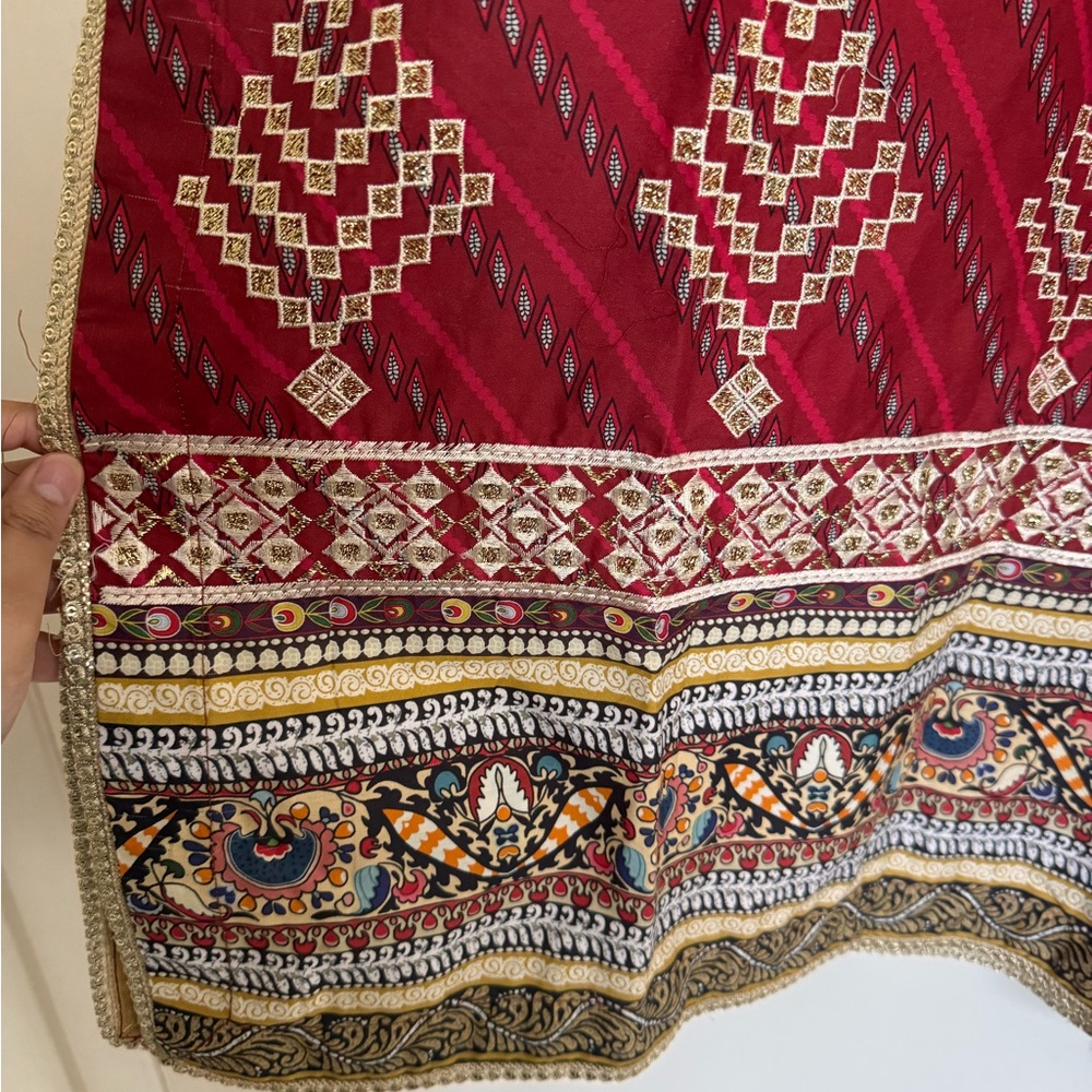 3 piece junaid jamshed lawn suit with embroidery - Picture 6 of 9
